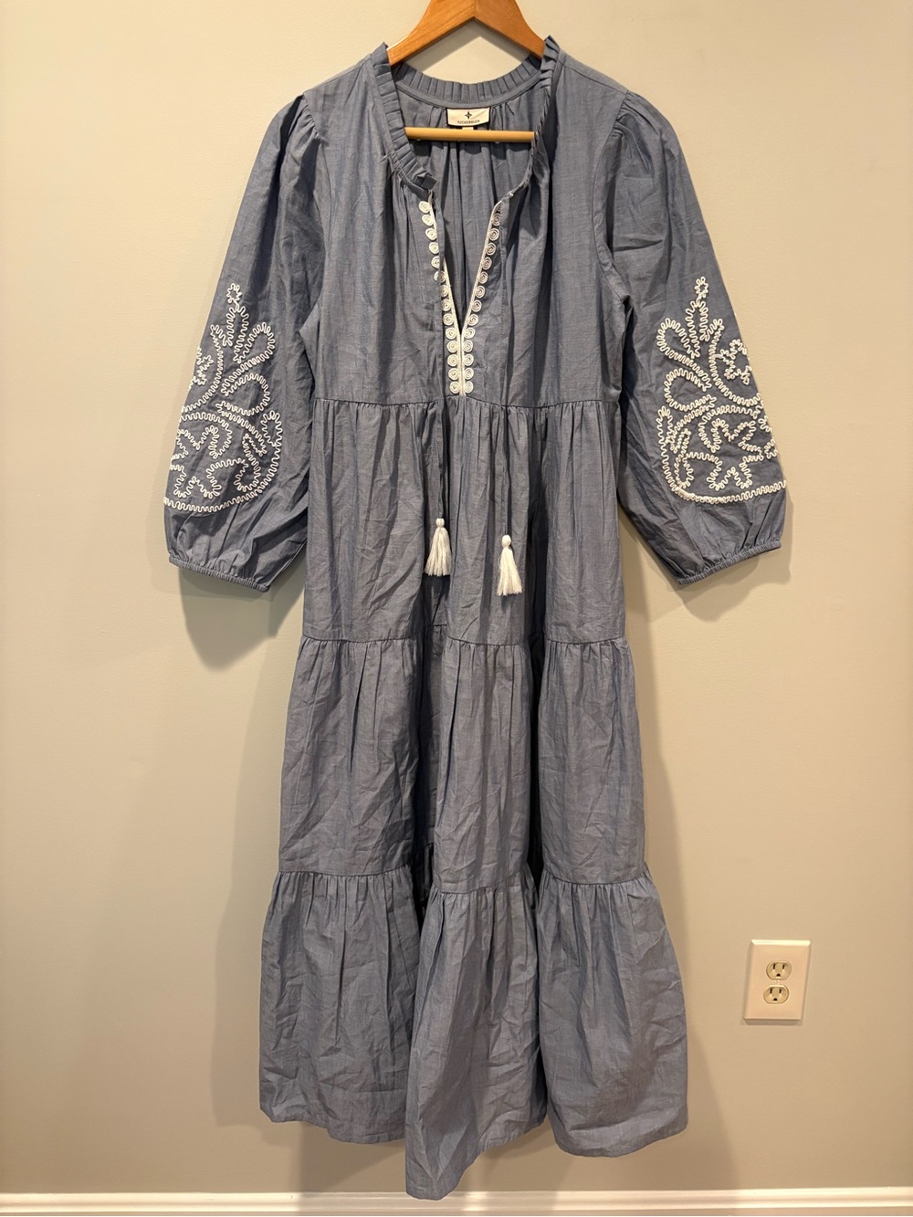 Tuckernuck Embroidered Chambray Long Sleeve Salty Paloma Caftan Sz S - Picture 6 of 15